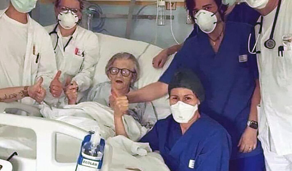 Abuelita de 95 años que se recuperó del COVID-19 es el símbolo de resistencia en Italia