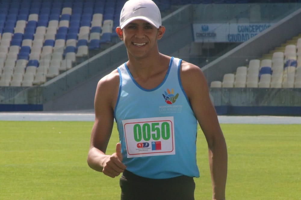 Atleta de Los Ángeles pulverizó el récord de Chile sub 18 en 1500 metros planos