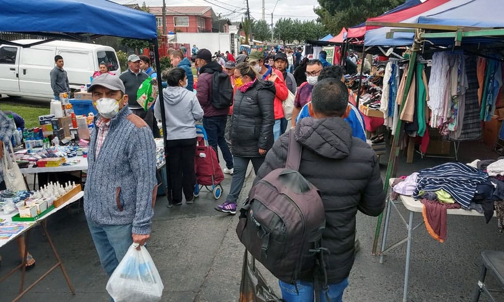 Extreman medidas de seguridad en supermercados y ferias libres ante coronavirus