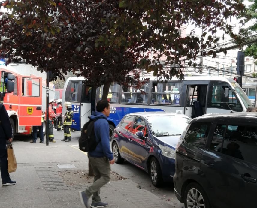 Mujer es atropellada en el centro de Concepción