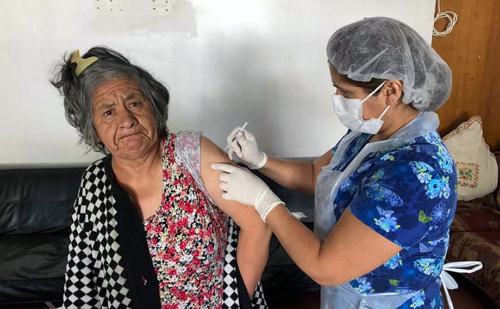 La querida Mireya de Concepción se vacunó contra la influenza