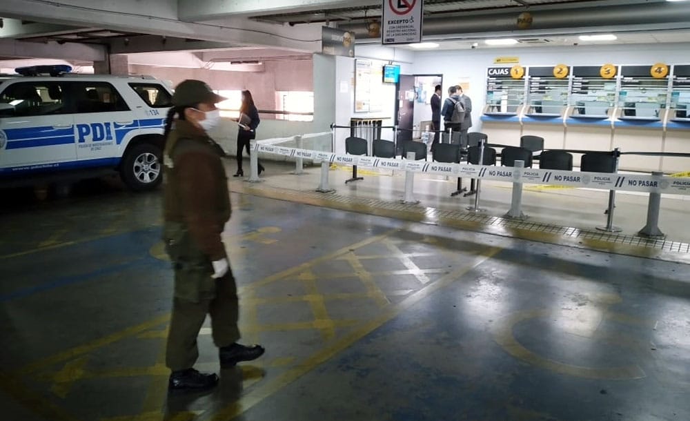Sujetos encapuchados intentaron robar sucursal Servipag en Concepción