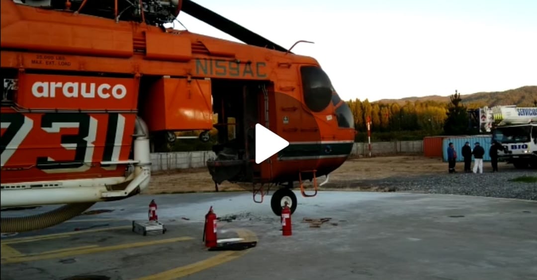 Desconocidos atacaron helicóptero que combate incendios forestales