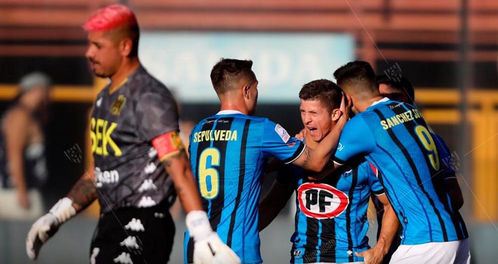 Un autogol y dos anulados por el VAR: Huachipato empató en guerra de goles ante Unión Española