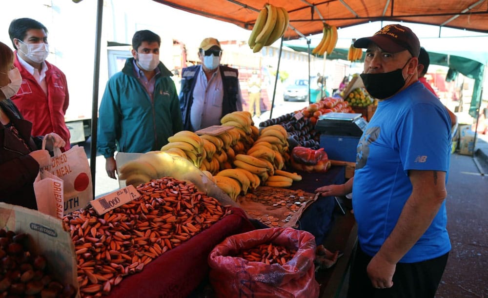 Entregan camión sanitizador para higienizar ferias de Talcahuano