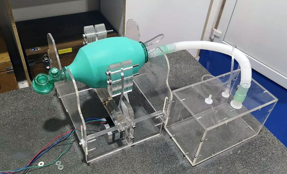 La UdeC se suma a la carrera en la confección de ventiladores mecánicos para combatir el Covid-19