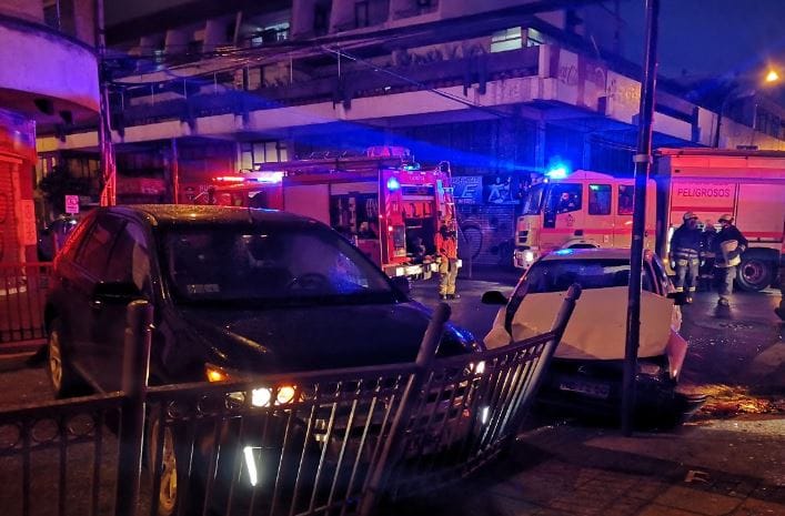 Impacto de vehículos deja a personas lesionadas en Freire con Castellón