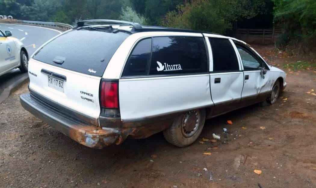 Carroza fúnebre se volcó en la Ruta de la Madera