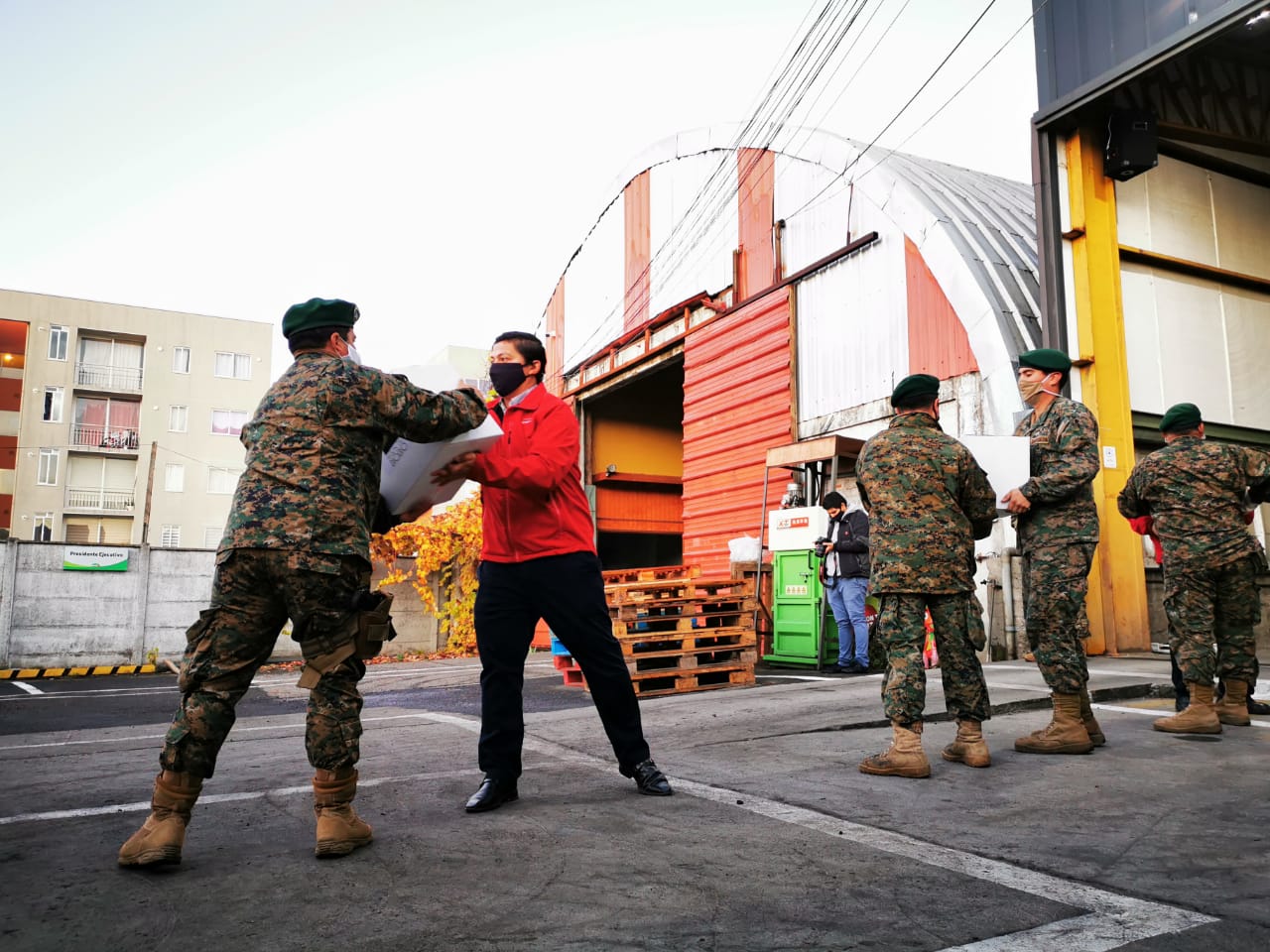 Comenzó entrega de primeras cajas  de alimentos en la Provincia de Biobío