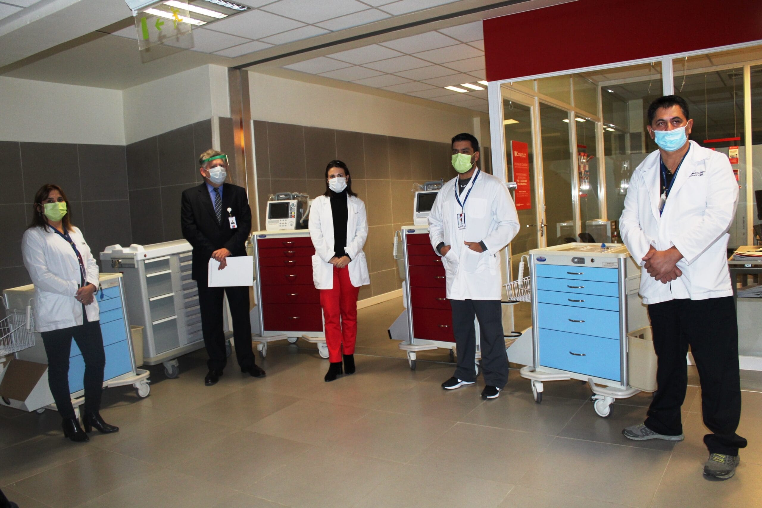 Los Ángeles: Hospital recibió equipamiento para habilitar camas