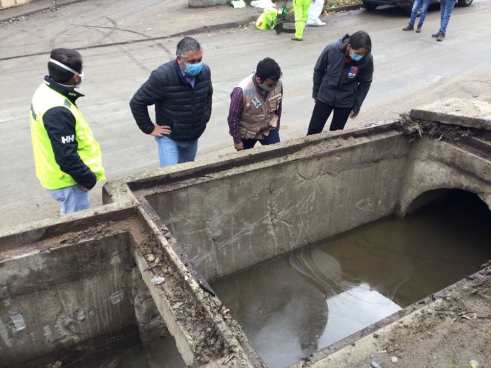 MOP ejecuta obras de limpieza en colector de Cerro Manquimávida en Chiguayante