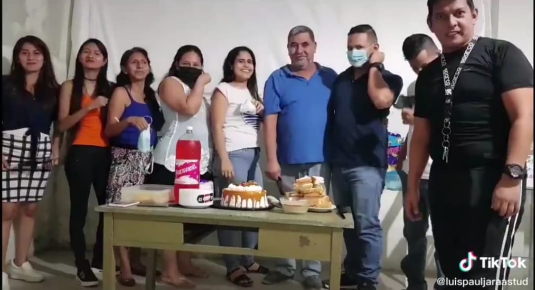 Coronavirus: Se sacan las mascarillas porque “confían en Dios”