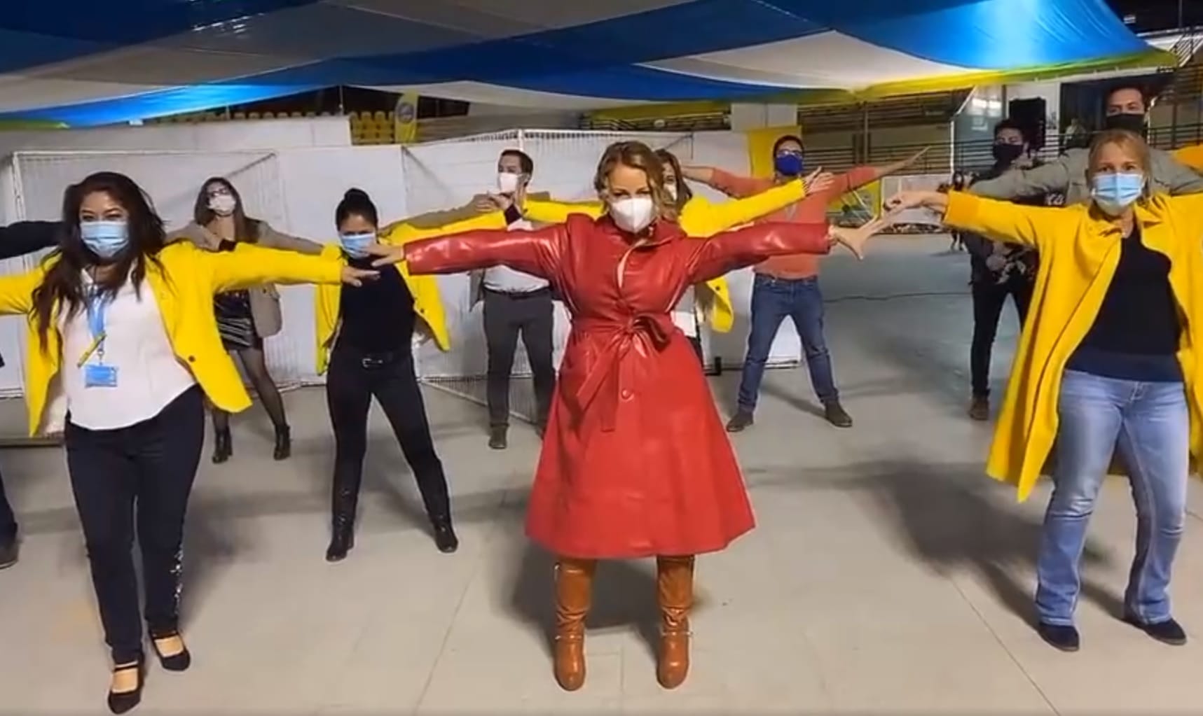 Cathy Barriga afirma que fiesta clandestina en Maipú responde a concepto de “nueva normalidad”
