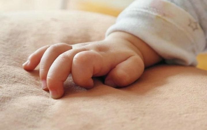 Bebé murió por Covid-19 según confirmó la Seremi de Salud