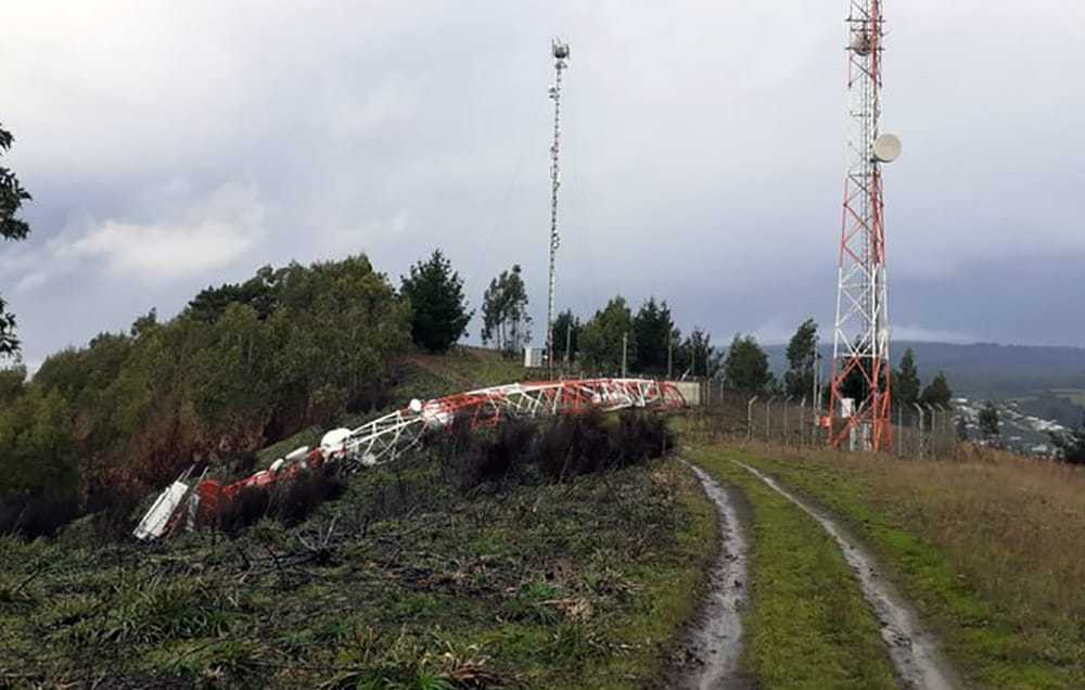 Fiscalía detalló que Carabineros tardó casi 12 horas en informar ataque a antena de telefonía