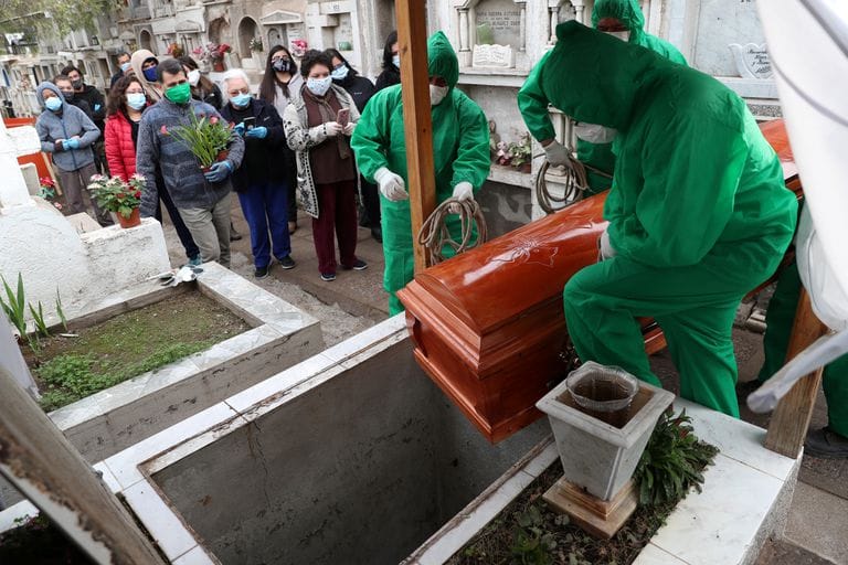 Minsal reportó 172 nuevas muertes por Covid-19: cifra total llega a los 4.903 fallecidos