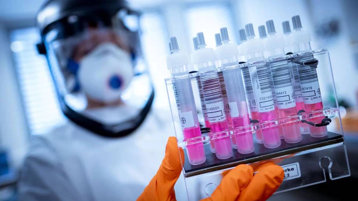 Investigador de Oxford aseguró que vacuna contra Covid-19 estaría en octubre