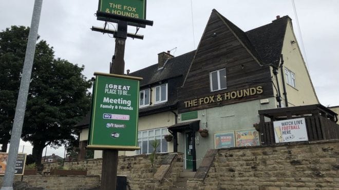 Varios pubs de Inglaterra cierran a los pocos días de reapertura por contagios de Covid-19