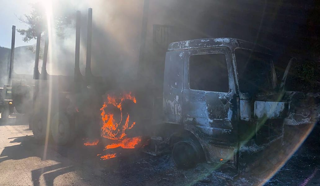 Forestales tras nuevo ataque en Provincia de Arauco: “las FF.AA. no están en la zona. Estamos en tierra de nadie”