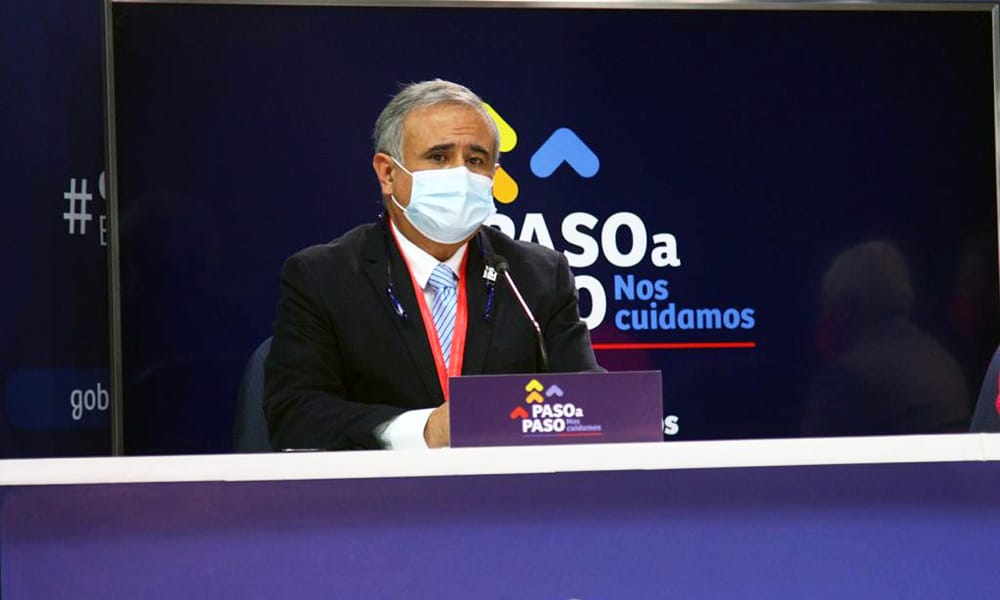 Doctor Sebastián Ugarte estuvo en balance del Ministerio de Salud y sorprendió a redes