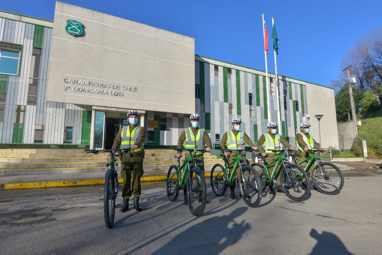 Entregan bicicletas a Carabineros en Lota para patrullajes