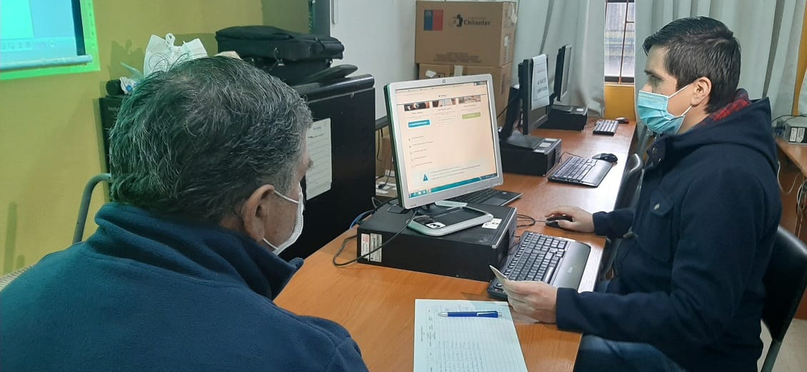 Santa Juana dispuso internet y abogados gratis para que vecinos retiren fondos de la AFP