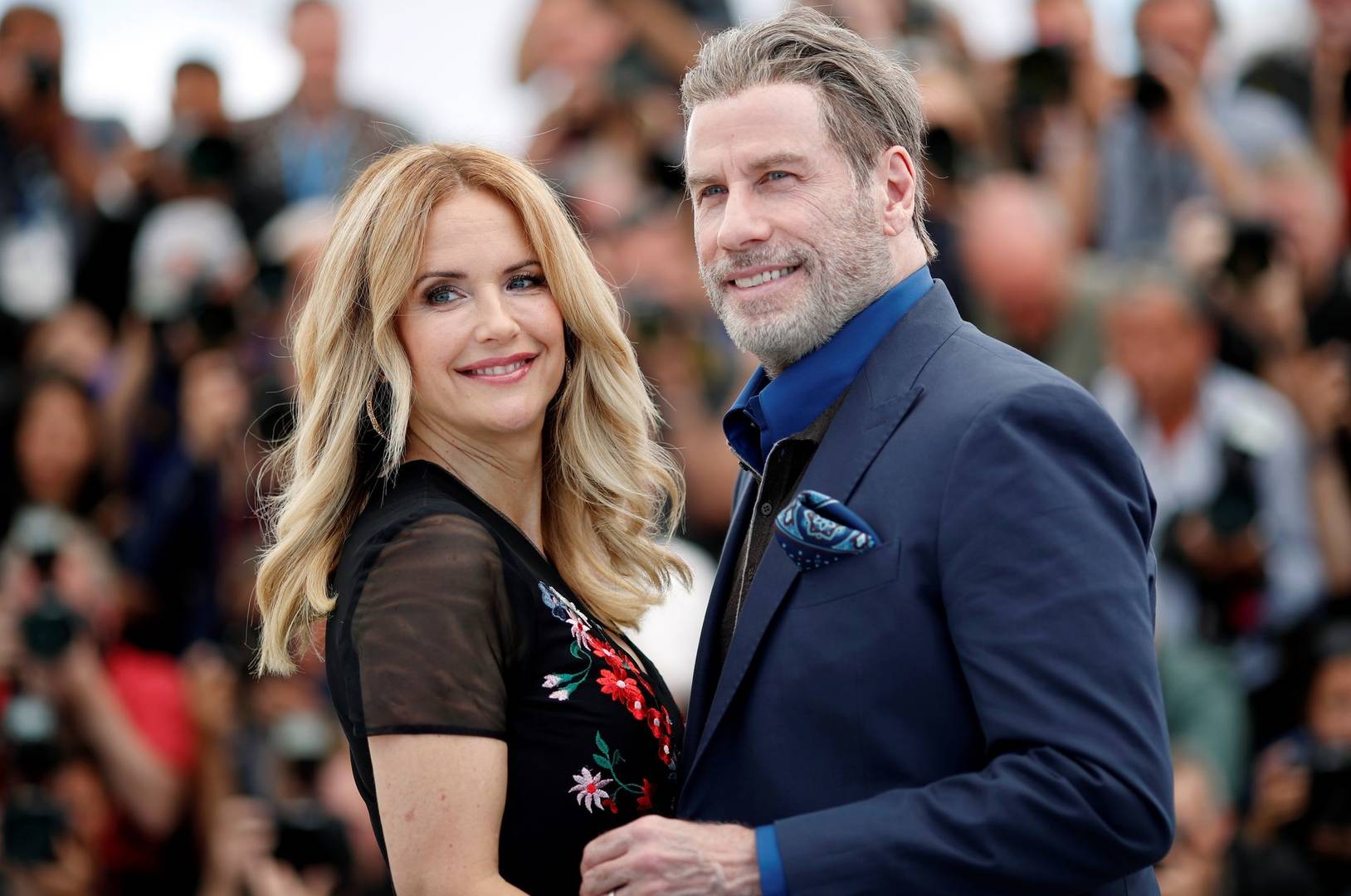 Kelly Preston, actriz y esposa de John Travolta, muere a los 57 años por cáncer de mama