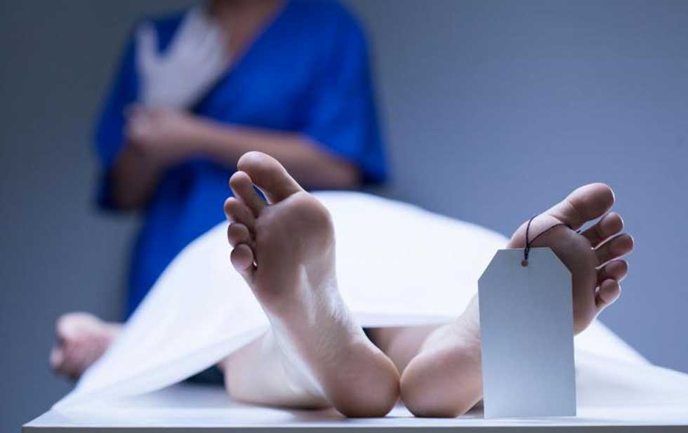 Mujer que había sido declarada muerta abrió los ojos cuando estaba a punto de ser cremada