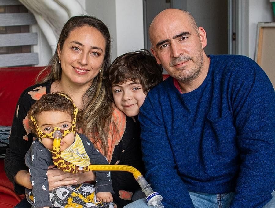 Padres de Borja pedirán eximir pago de IVA del medicamento más caro del mundo