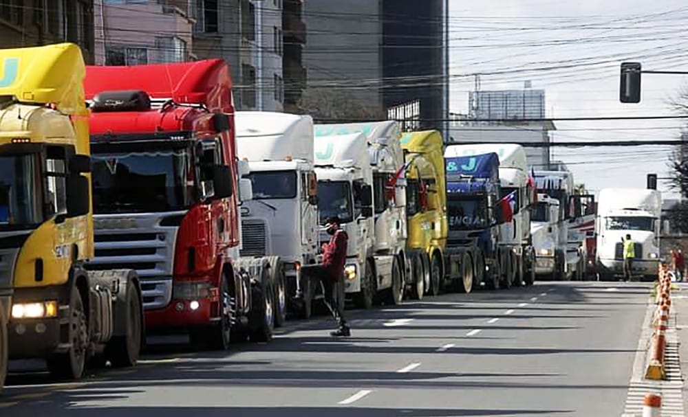 Camioneros acusan a Piñera de haberles pedido paralizar el 2020