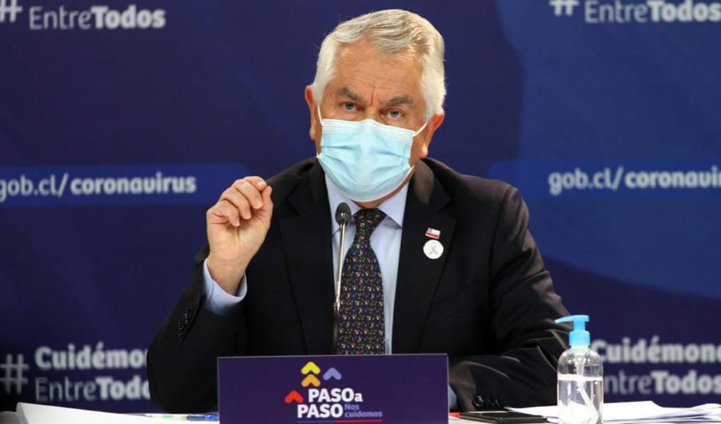 Ministro Paris por inicio de vacunación en Chile: “No puedo anunciar ninguna fecha”