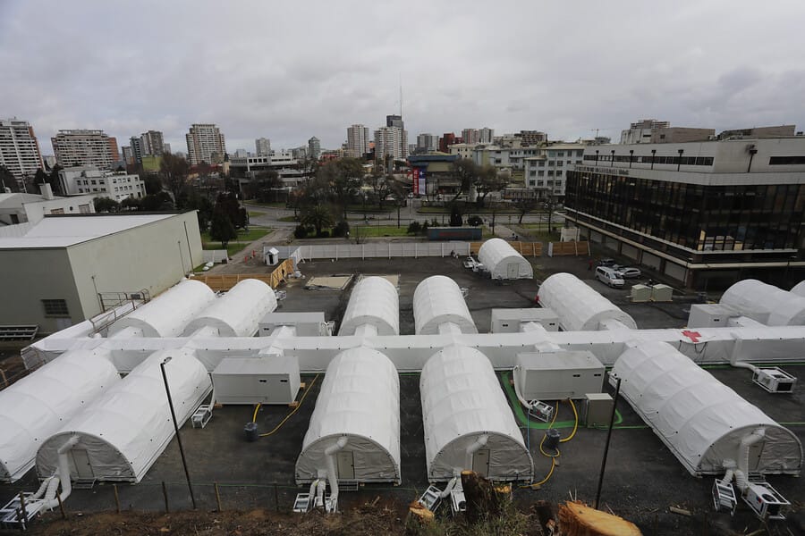 Sujetos rompieron costado del Hospital Modular de Concepción para robar computadores