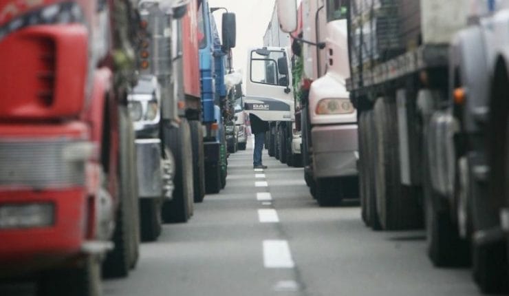 Camioneros aseguran que paro va “sí o sí”:  “No trasladaremos ni un kilo de azúcar ni de arroz”