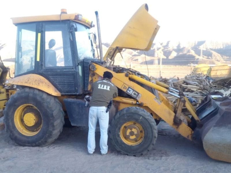 Roban retroexcavadora a trabajador penquista que estaba en su horario de colación