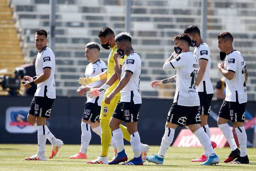 Colo Colo respira en la tabla tras ganarle a Everton