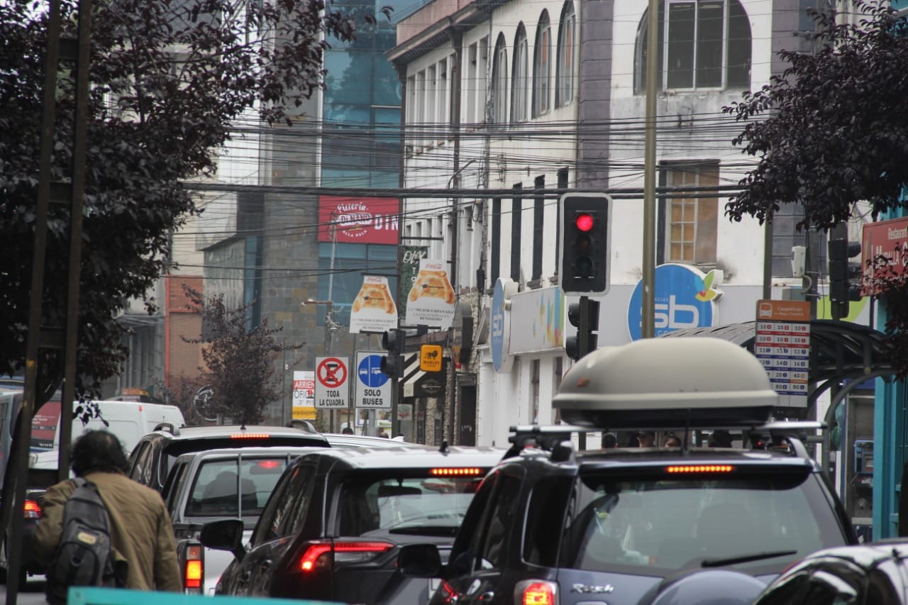 Anuncian sistema de control de tránsito para Los Ángeles ante proyectos de recuperación económica