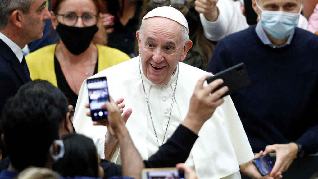 Papa Francisco señaló respaldar las uniones civiles entre personas del mismo sexo