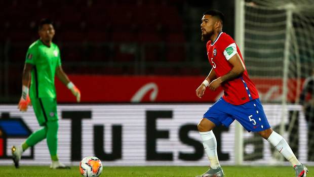 Paulo Díaz por críticas de Sánchez a jugadores jóvenes: “No sé qué está viendo Alexis”