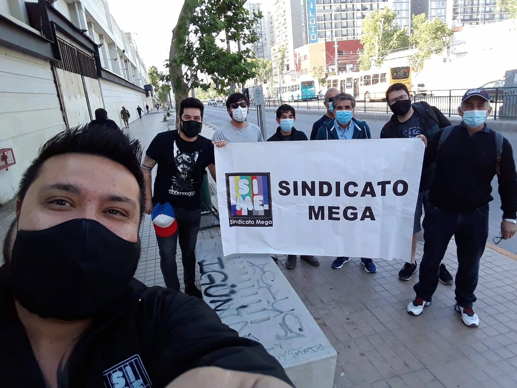 Huelga de trabajadores en Mega retrasó inicio de matinal Mucho Gusto