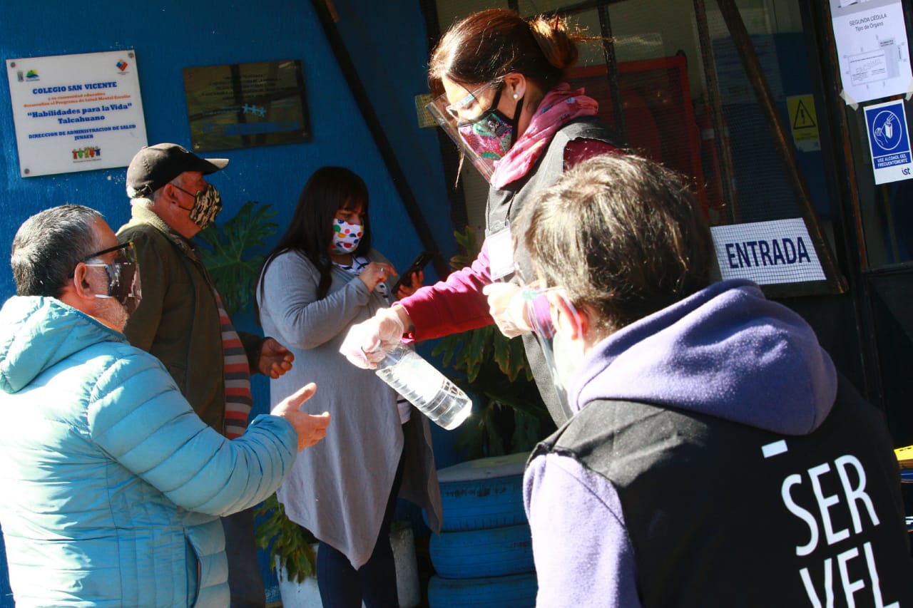 Dos personas se presentaron a votar con la misma identidad en Lota