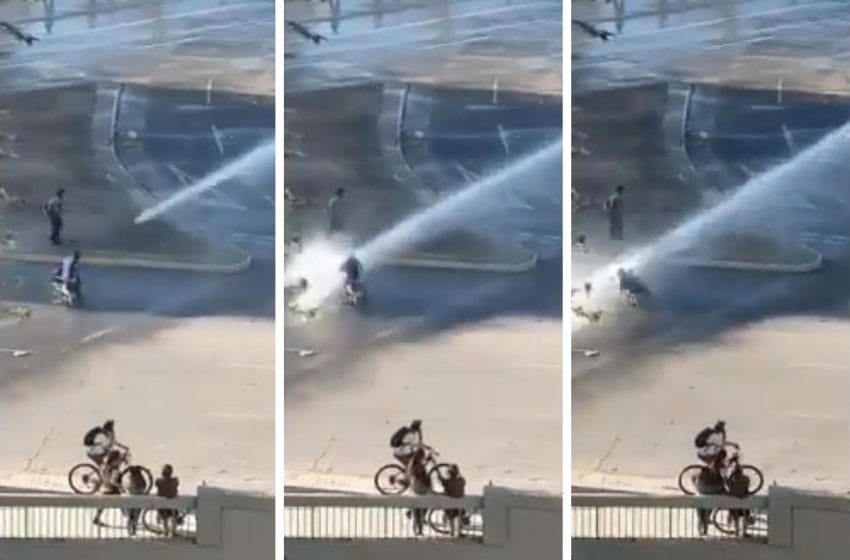 Hombre en silla de ruedas recibe chorro del carro lanza agua: Senadis ofició a Carabineros