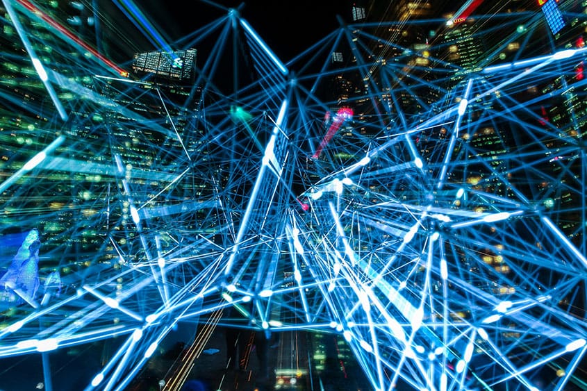 Físicos de la UdeC proponen un sistema cuántico para transmitir datos