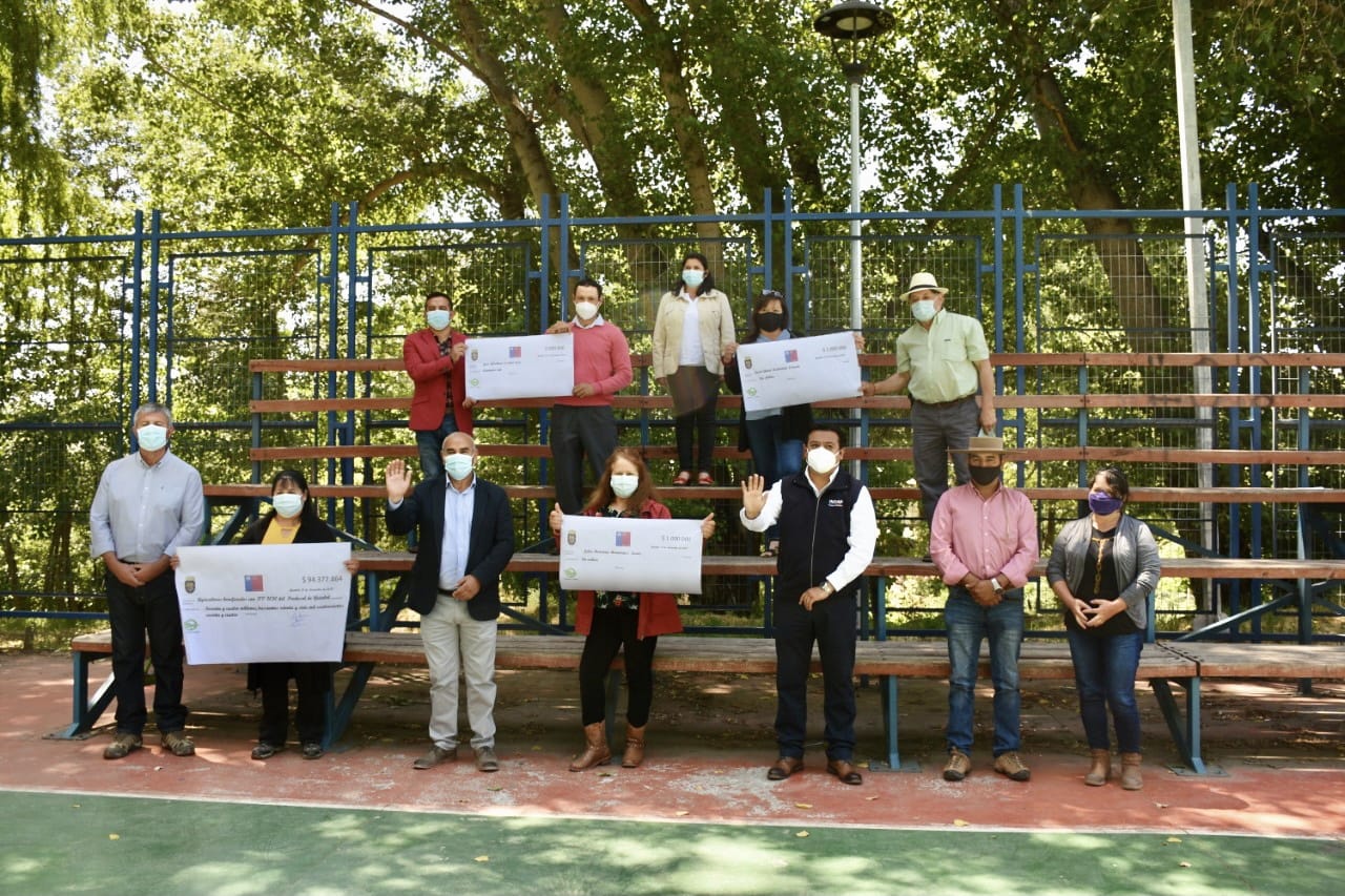 Indap entrega más de 93 millones para financiar proyectos de agricultores de Yumbel