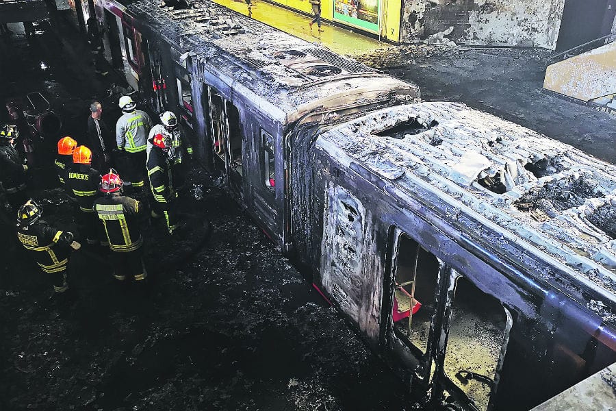 Absuelven a tío y sobrino que fueron acusados de incendiar la estación Pedrero del Metro