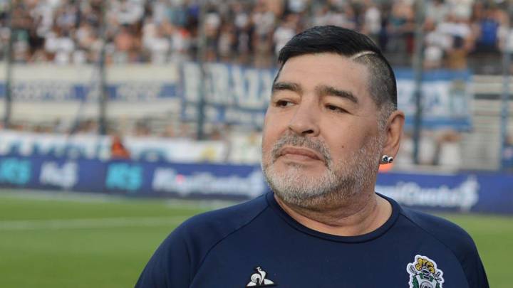 Preocupación en Argentina: Maradona deberá ser operado de un hematoma en la cabeza