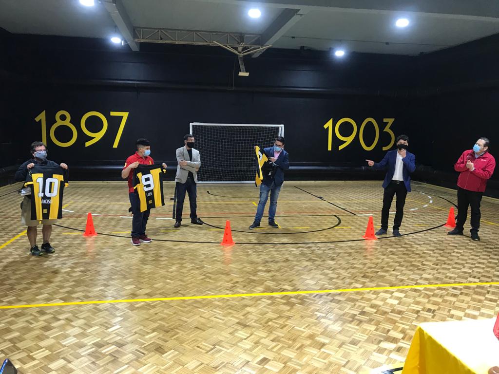 Convenio permitirá que más de 150 niños del Sename participen en talleres deportivos