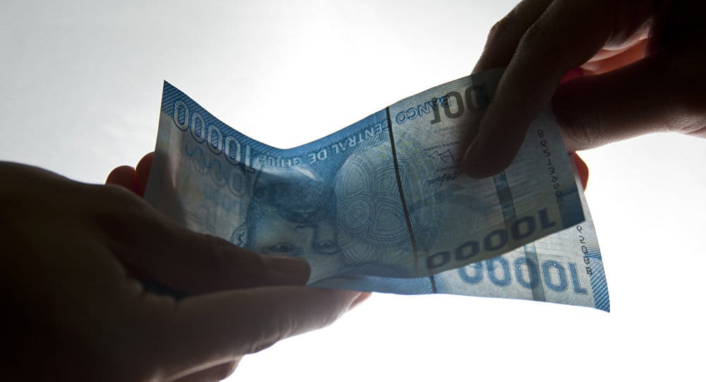 Estudio de Contraloría señala que un 77% cree que Chile es un país “corrupto o muy corrupto”