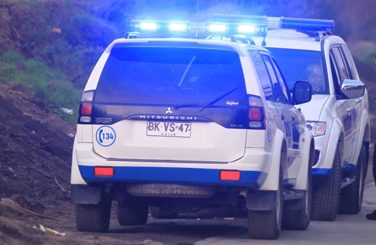 Joven de 21 años muere en Talcahuano tras recibir disparo en el rostro cuando compartía en un vehículo