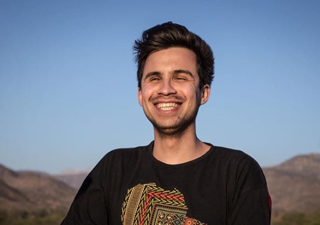 Gustavo Gatica: “Hace un año que perdí mis ojos. He llorado, aún sigo aquí, de pie”