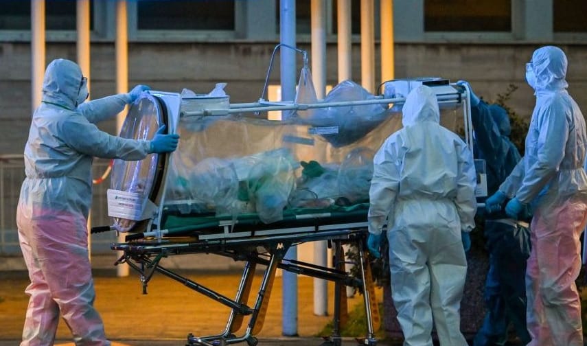 Médicos piden cierre total de Italia y advierten: “La situación en un mes será dramática”